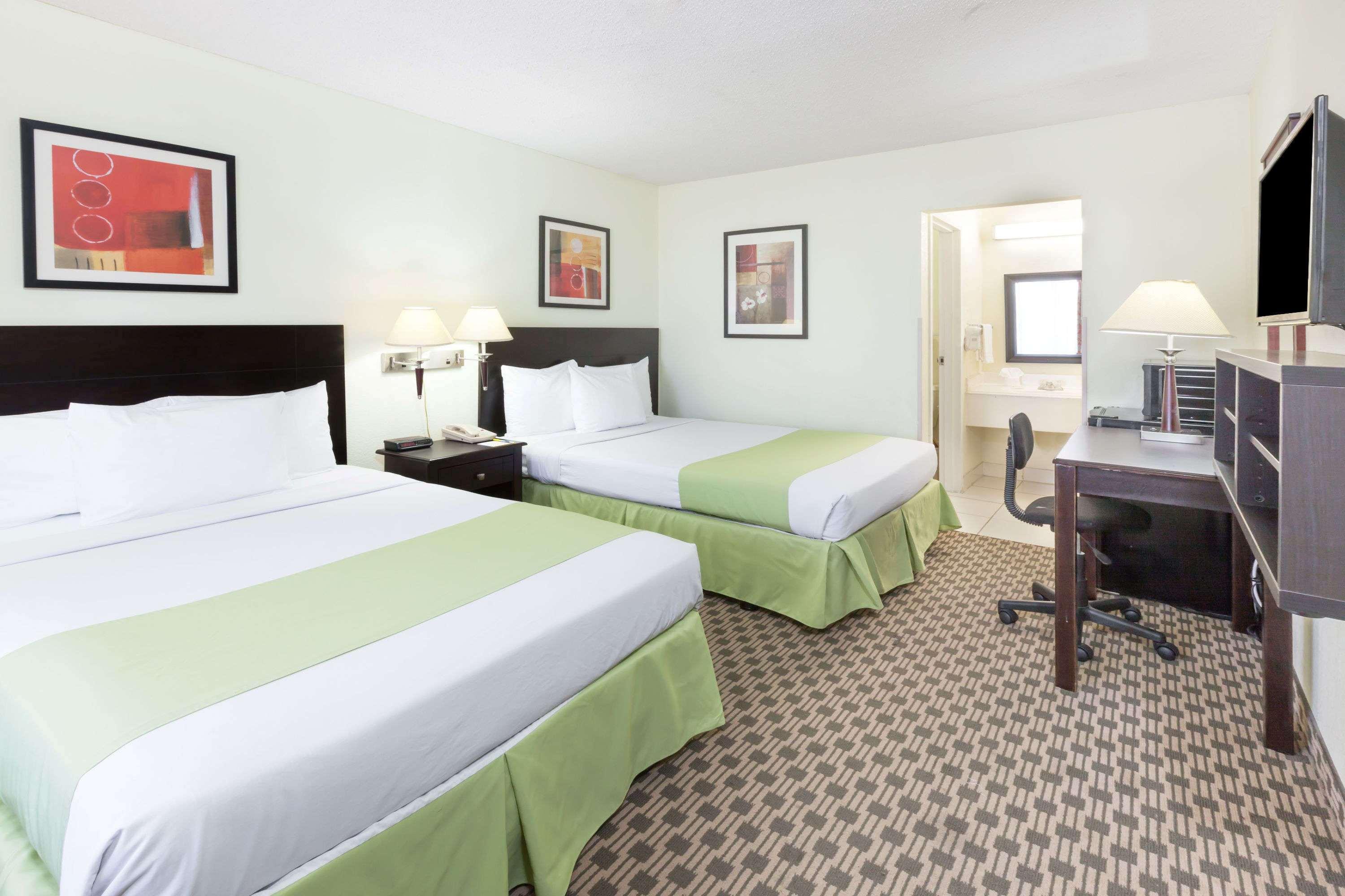 Days Inn By Wyndham Irving Grapevine Dfw Airport North Eksteriør bilde