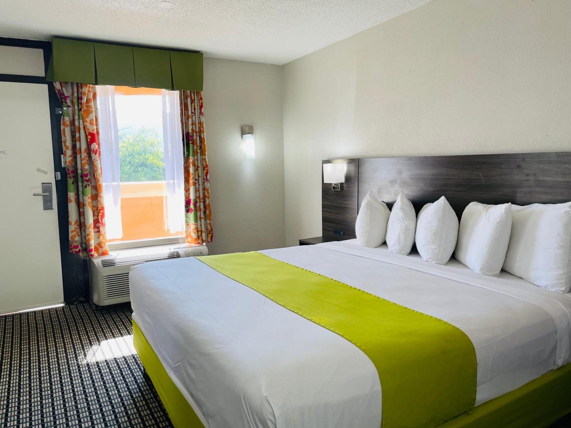 Days Inn By Wyndham Irving Grapevine Dfw Airport North Eksteriør bilde