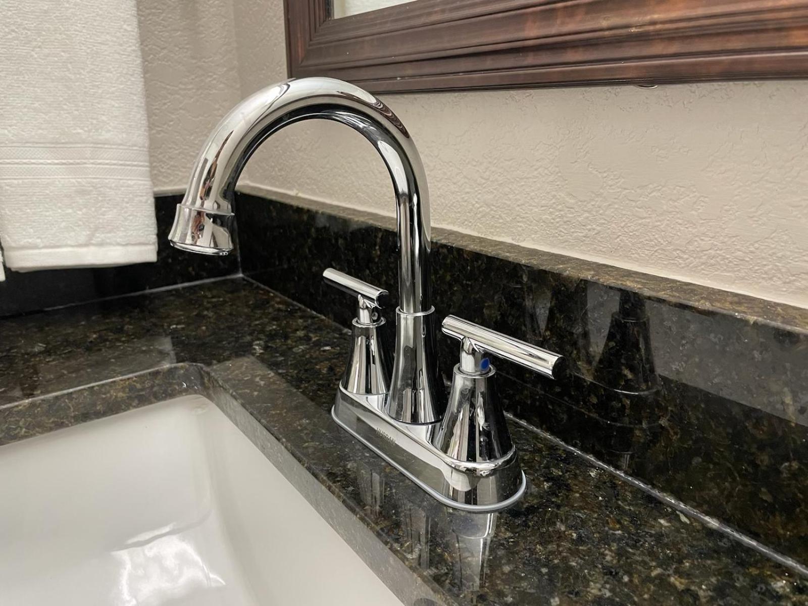Days Inn By Wyndham Irving Grapevine Dfw Airport North Eksteriør bilde