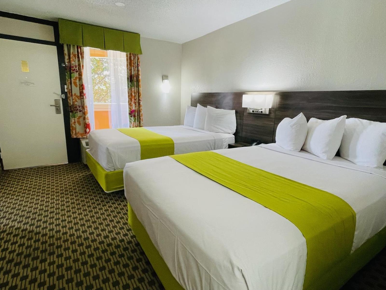 Days Inn By Wyndham Irving Grapevine Dfw Airport North Eksteriør bilde